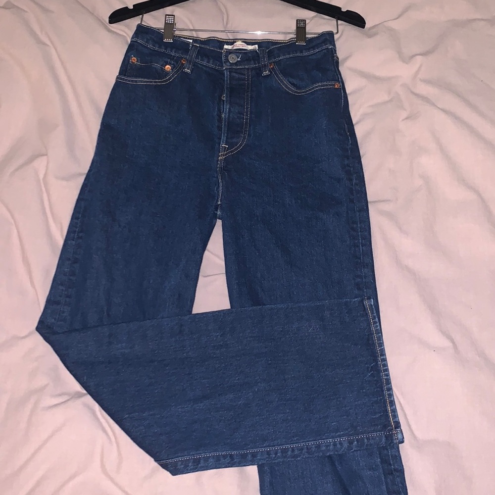 Levi’s ribcage straight, dark wash